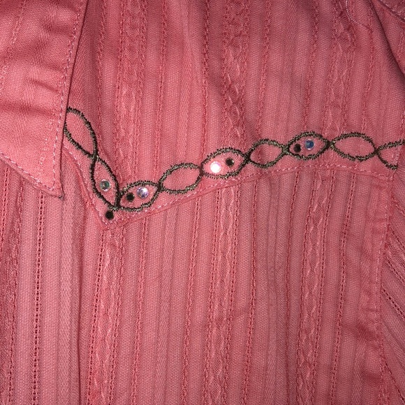 Coral wrangler button Down - Picture 3 of 3